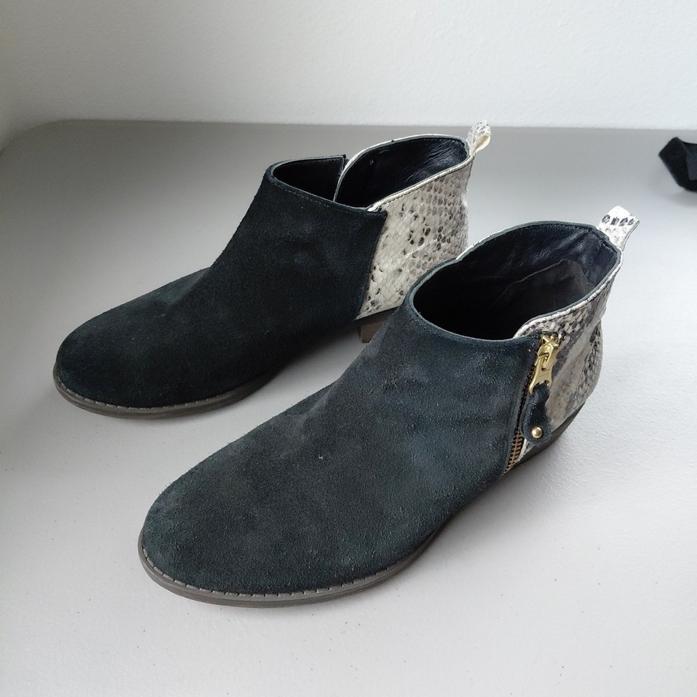 Eric Michael Womens‎ 7B Black Snakeskin Suede Ankle Booties Shoes Western Punk - Picture 3 of 10